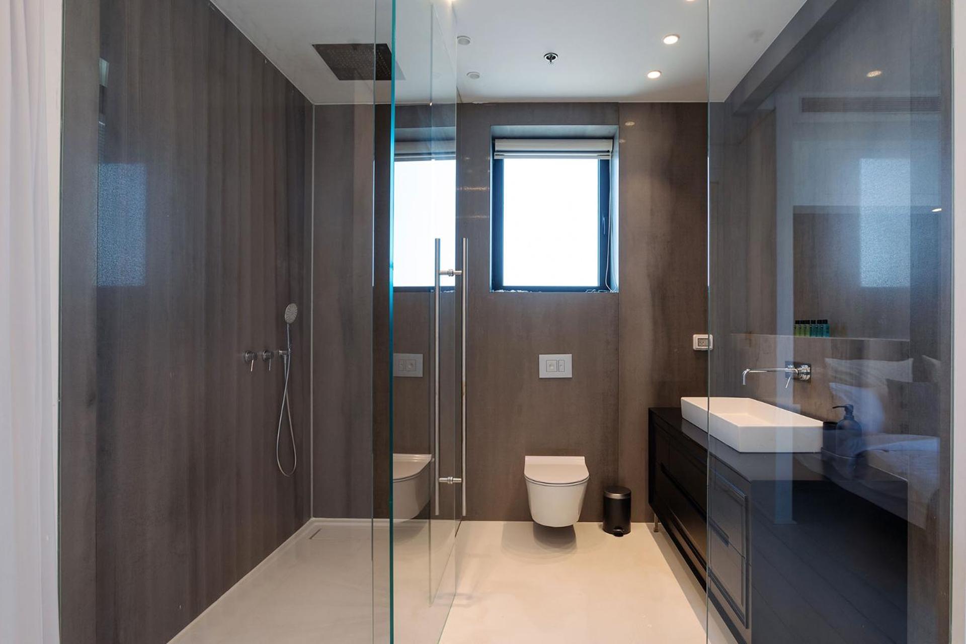 Yalarent Sea-Breeze Penthouse With Jacuzzi Daire Bat Yam Dış mekan fotoğraf